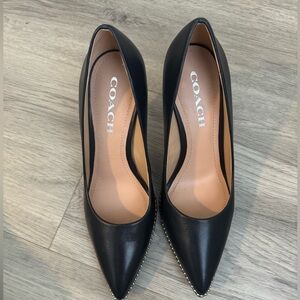 COACH Pumps - Waverly Beadchain Studded Leather Pumps - Navy Blue. 7.5